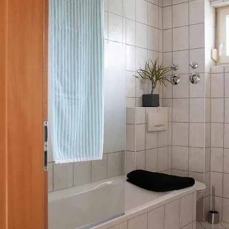 Gemuetliche Wohnung Mit Sonniger Terrasse Bietigheim-Bissingen Exterior photo